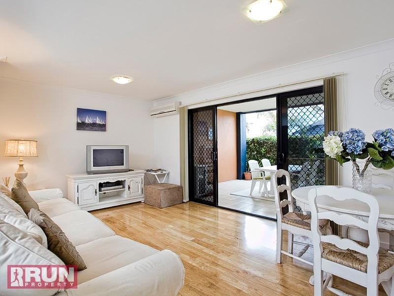 Unit 3/28 MURPHY, Scarborough QLD 4020