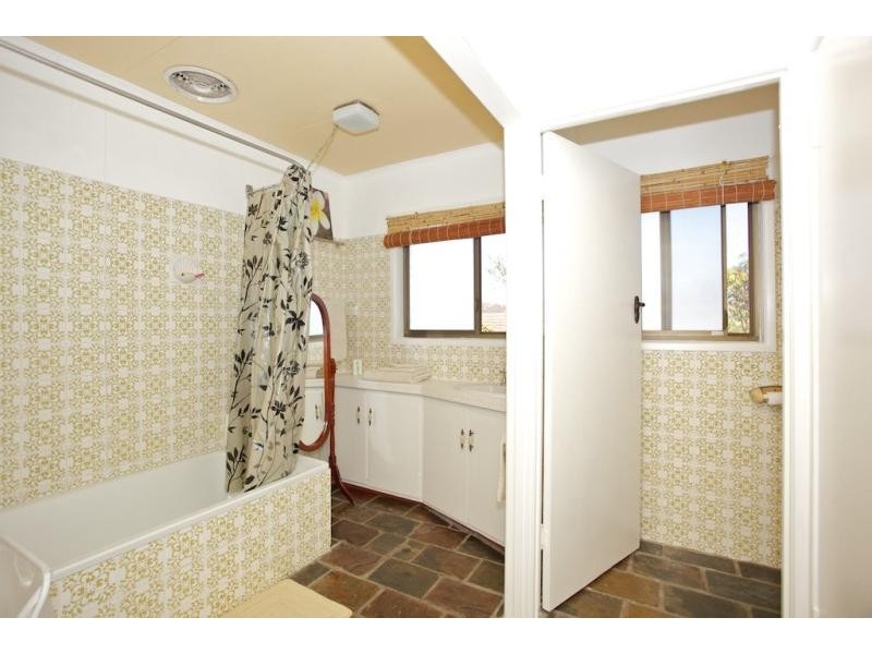 73 Pikett Street, Clontarf QLD 4019