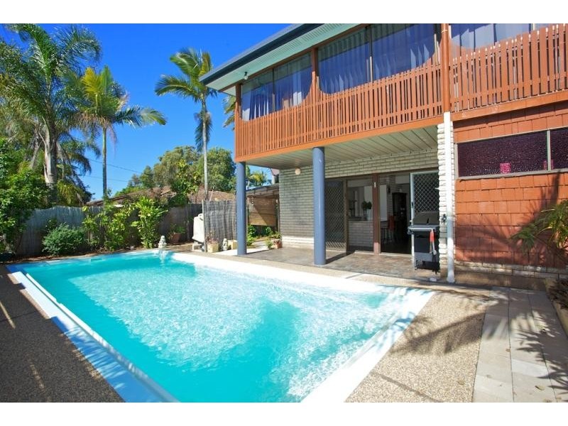 73 Pikett Street, Clontarf QLD 4019