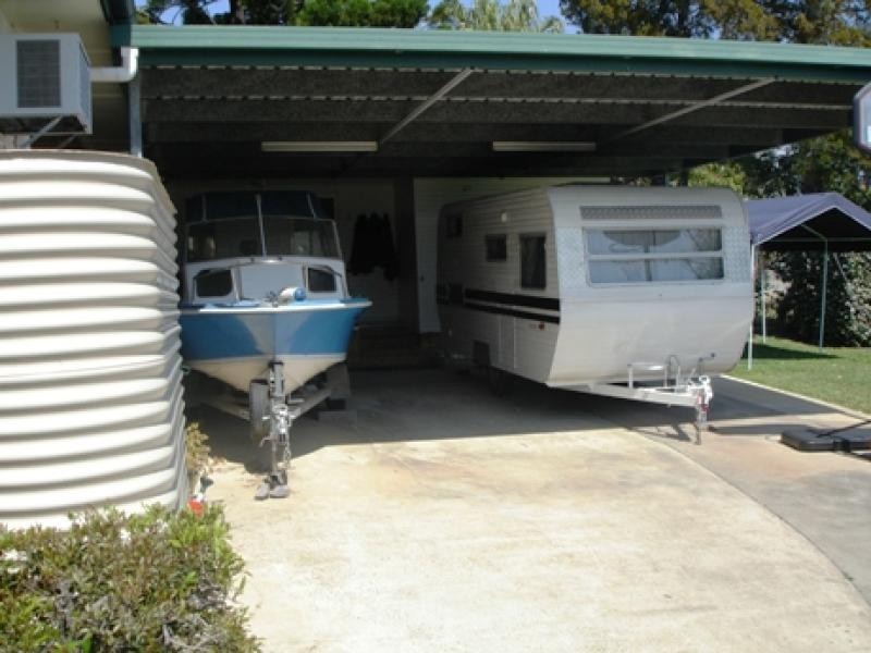 295 ELIZABETH AVENUE, Clontarf QLD 4019