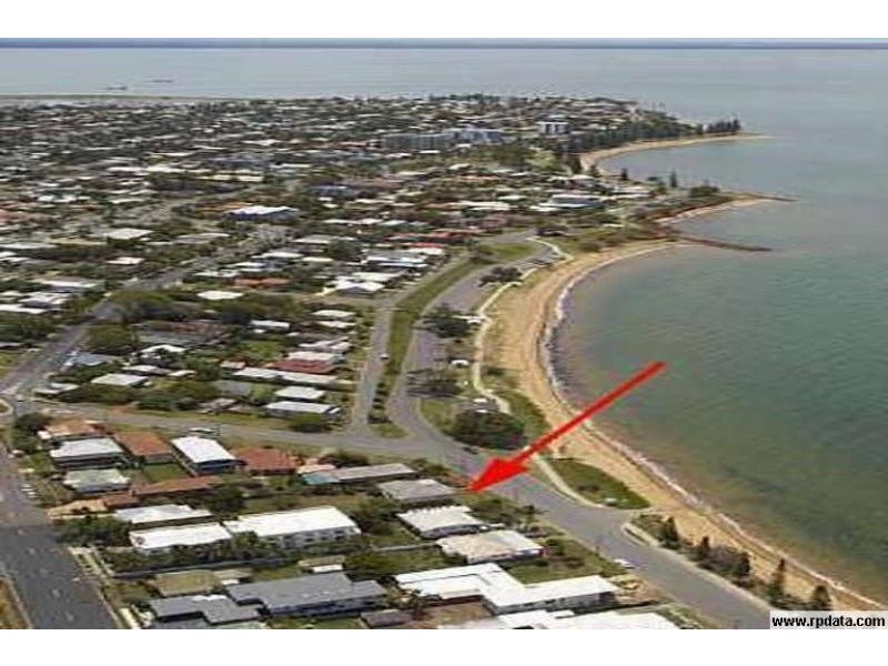 67 Flinders Parade, Scarborough QLD 4020