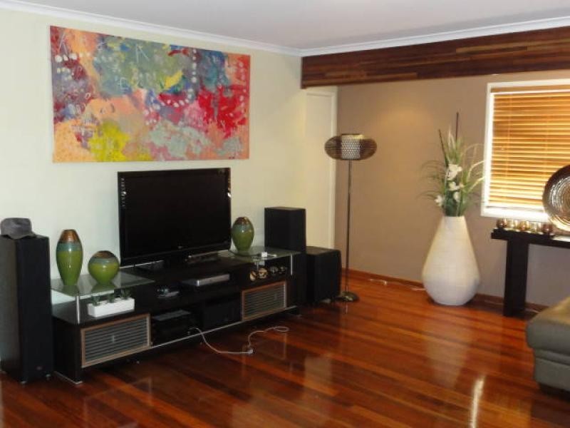 15 Grace Street, Scarborough QLD 4020