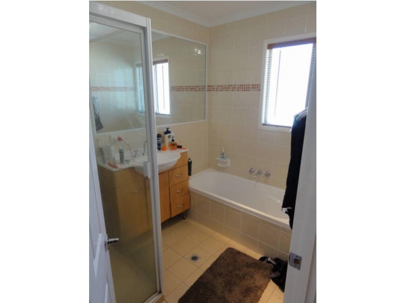 15 Grace Street, Scarborough QLD 4020