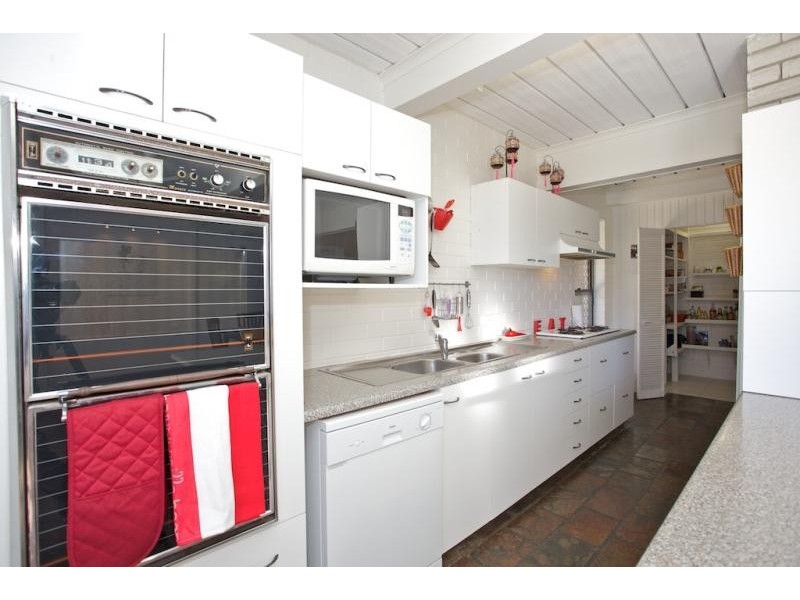 73 Pikett Street, Clontarf QLD 4019