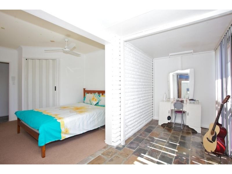 73 Pikett Street, Clontarf QLD 4019