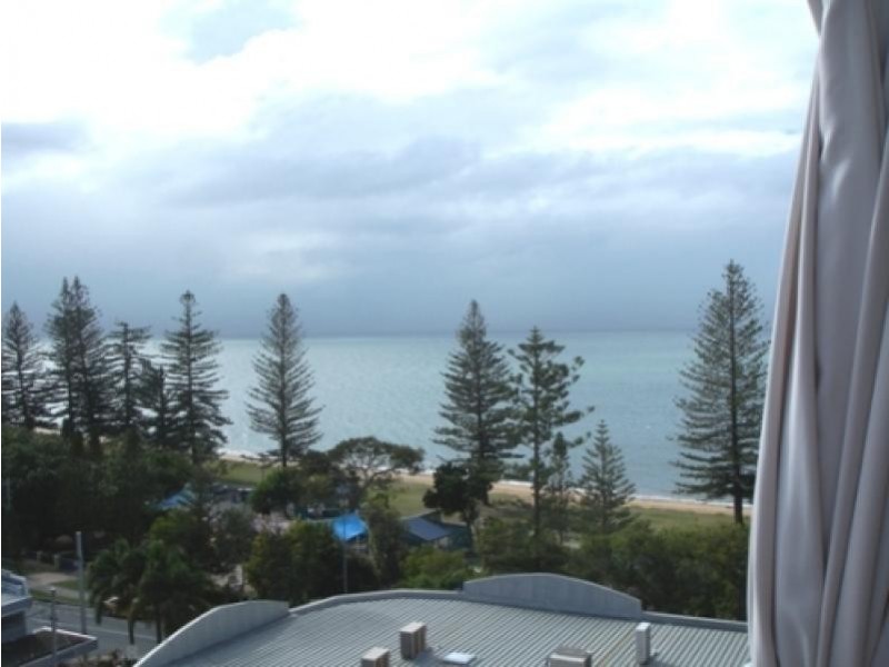 Unit 706/89 LANDSBOROUGH AVENUE, Scarborough QLD 4020