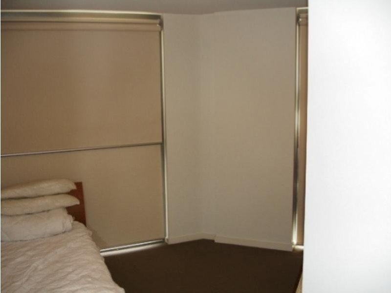 Unit 706/89 LANDSBOROUGH AVENUE, Scarborough QLD 4020