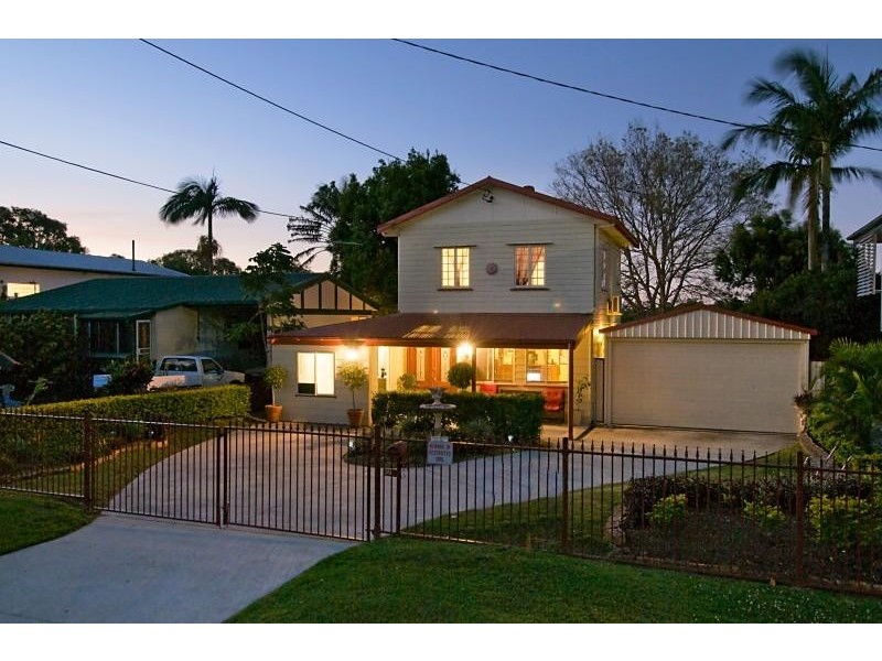 39 Long Street, Clontarf QLD 4019