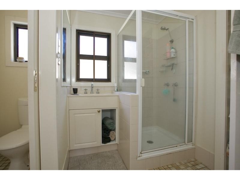 17 FROST STREET, Clontarf QLD 4019