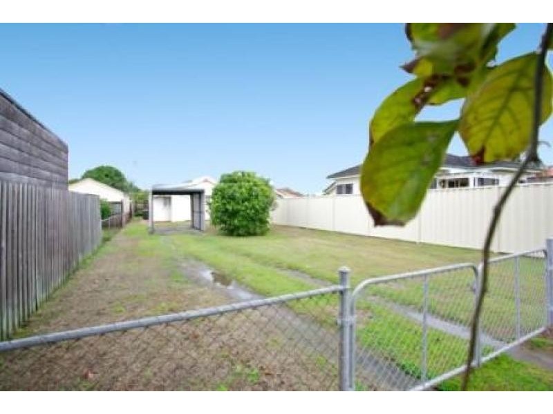11 Frawley Street, Scarborough QLD 4020