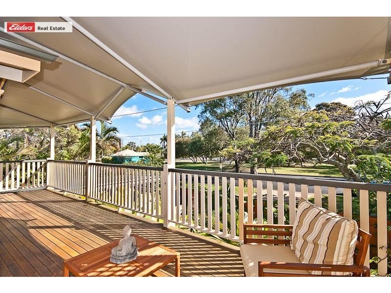 21 Thurecht Parade, Scarborough QLD 4020