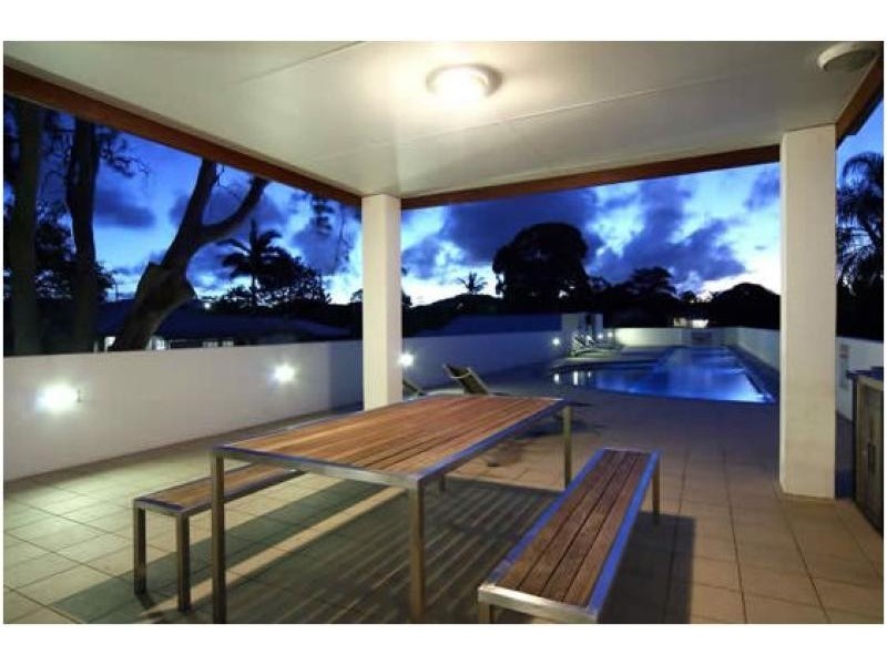 706/89 Landsborough Avenue, Scarborough QLD 4020