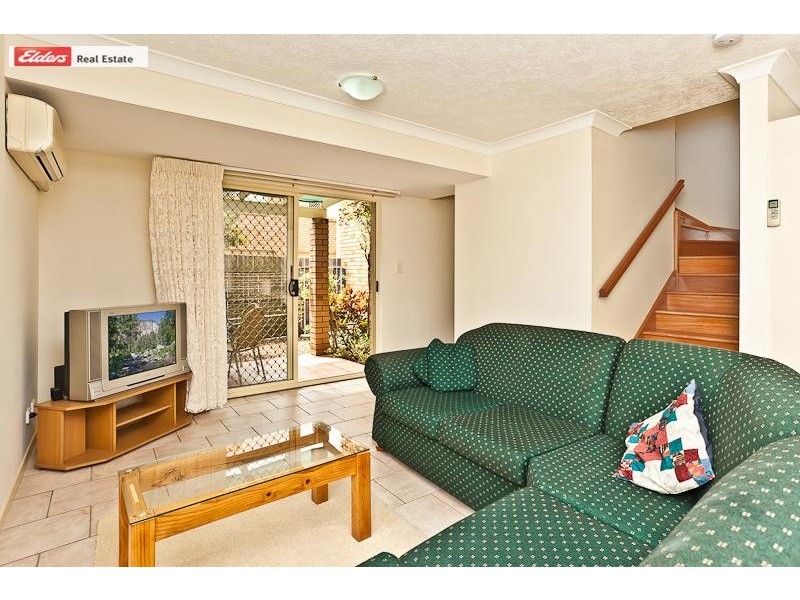 Apartment 1/14 Osbourne Street, Scarborough QLD 4020