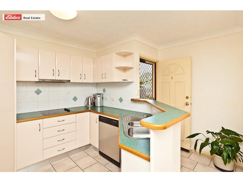 Apartment 1/14 Osbourne Street, Scarborough QLD 4020