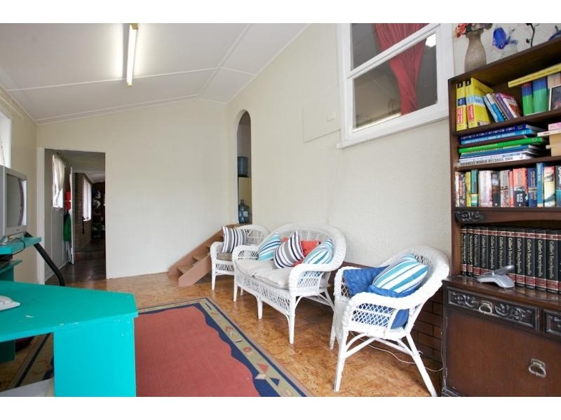 100 Arthur Street, Woody Point QLD 4019
