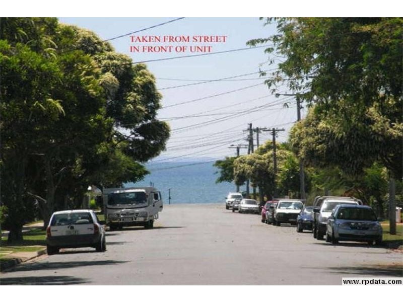 2/34 Queen Street, Scarborough QLD 4020