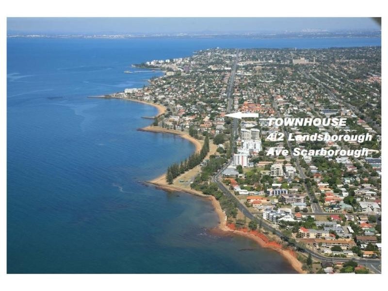 Unit 4/2 Landsborough, Scarborough QLD 4020