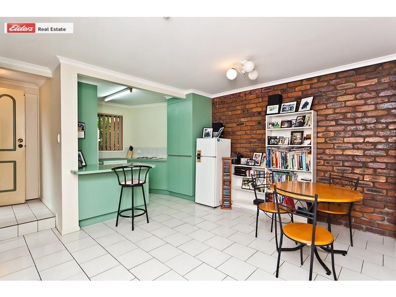 Unit 4/2 Landsborough, Scarborough QLD 4020