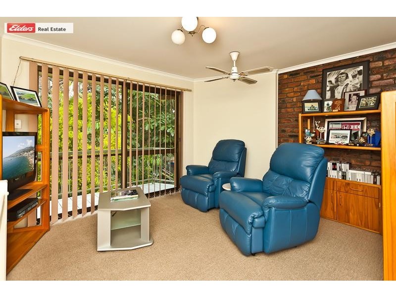 Unit 4/2 Landsborough, Scarborough QLD 4020