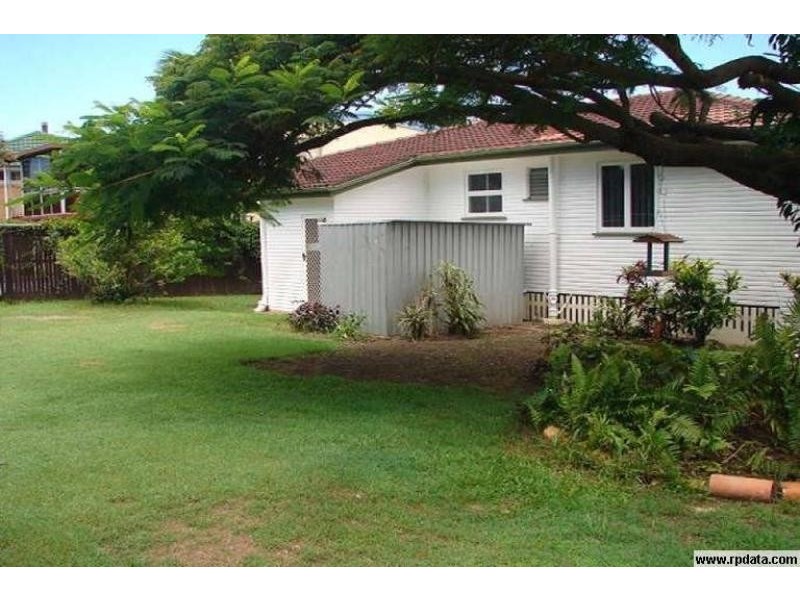 19 Windsor Street, Margate QLD 4019