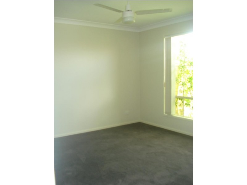 5 Nique Court, Redcliffe QLD 4020