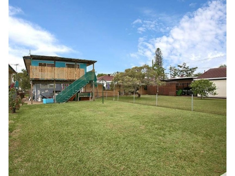 3 Gertrude Street, Redcliffe QLD 4020