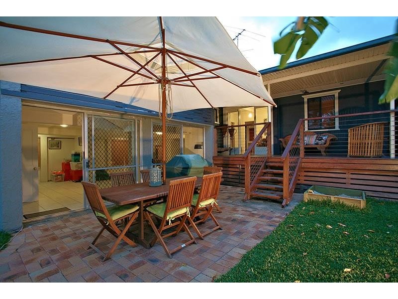 29 Ralph Street, Clontarf QLD 4019
