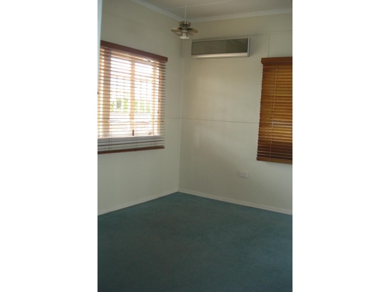 12 Turner Street, Scarborough QLD 4020