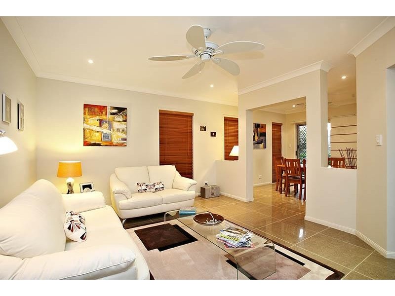 21 Lionheart Crescent, Newport QLD 4020