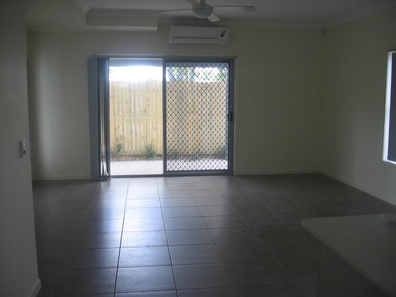 8/96 Turner Street, Scarborough QLD 4020