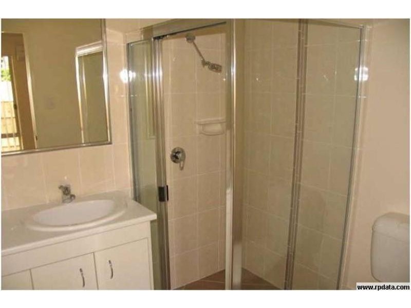 16/1 Gerald Ave, Clontarf QLD 4019