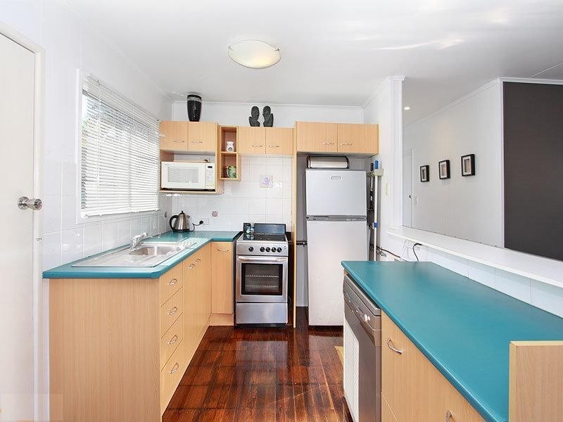 60 Longland Street, Redcliffe QLD 4020