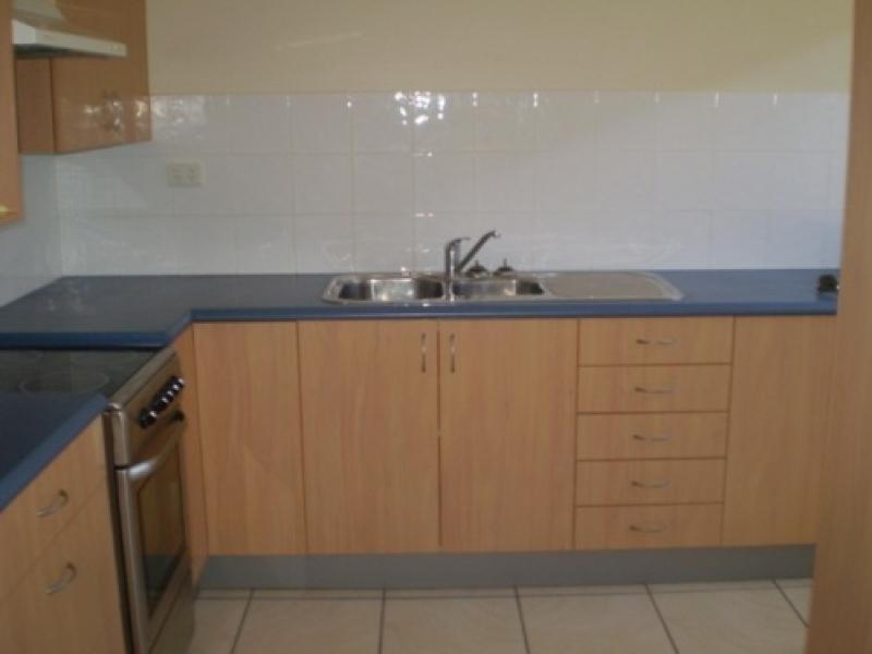 Unit 2/19 Johns Street, Redcliffe QLD 4020