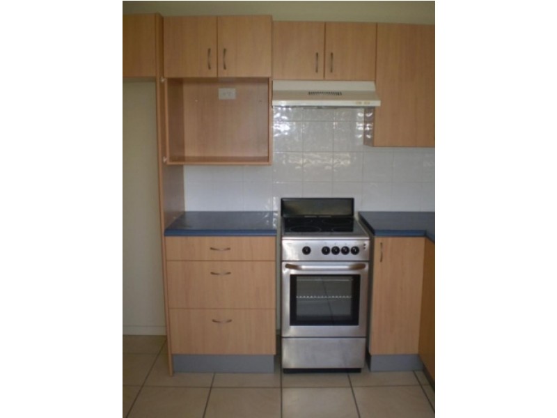 Unit 2/19 Johns Street, Redcliffe QLD 4020