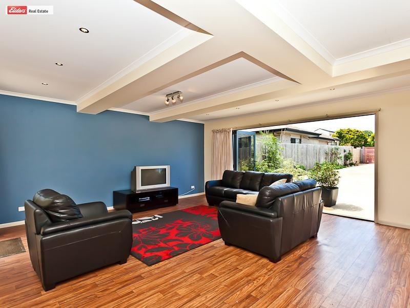 43A Collins St, Woody Point QLD 4019