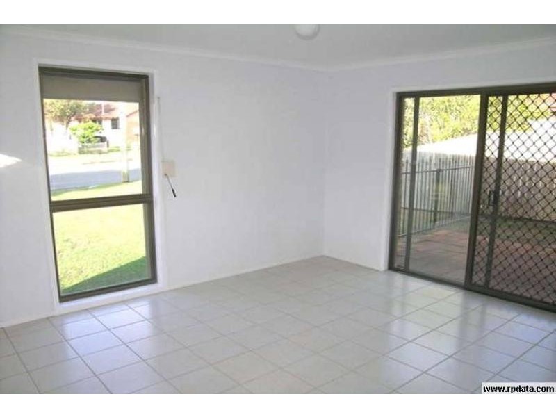 5 Hodges Street, Redcliffe QLD 4020