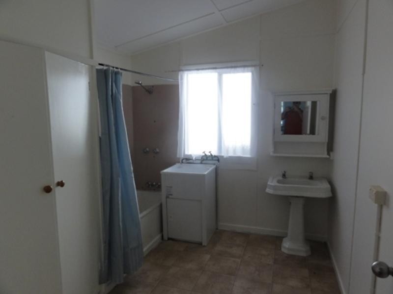 38 Burralong Street, Deagon QLD 4017