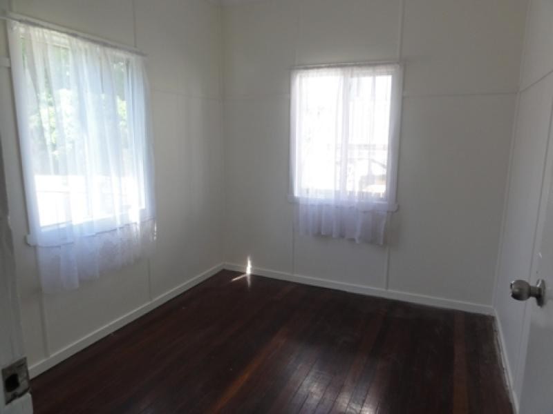 38 Burralong Street, Deagon QLD 4017