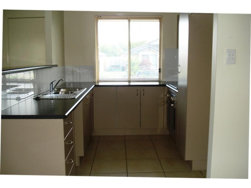 1 Parrey Court, Rothwell QLD 4022