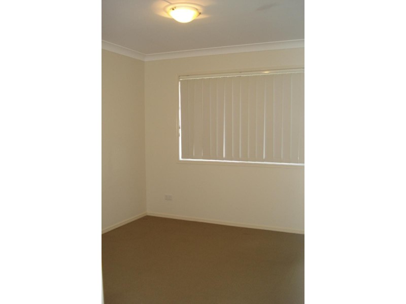 1 Parrey Court, Rothwell QLD 4022