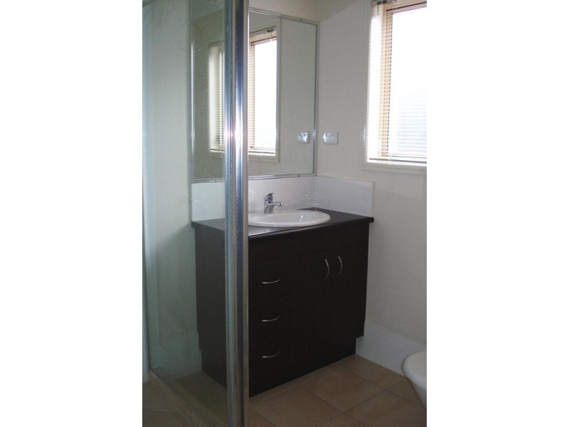 1 Parrey Court, Rothwell QLD 4022