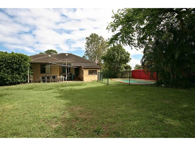 28 Chatham Street, Margate QLD 4019