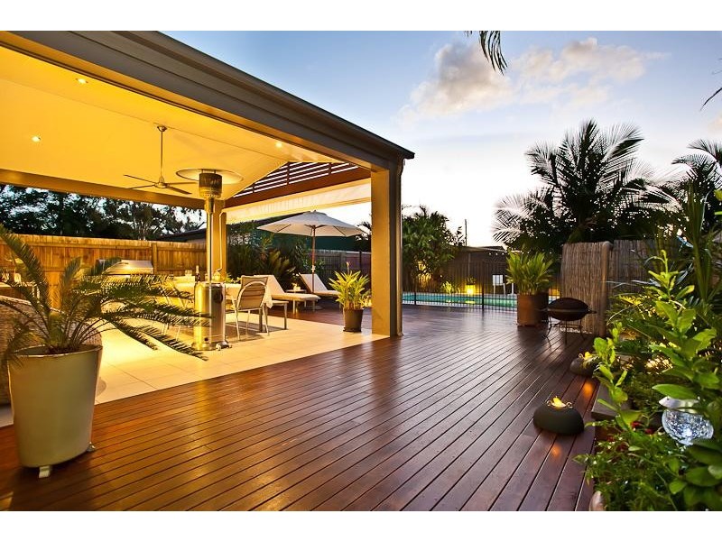 27B Roma Street, Scarborough QLD 4020