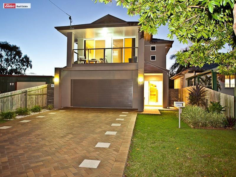 27B Roma Street, Scarborough QLD 4020