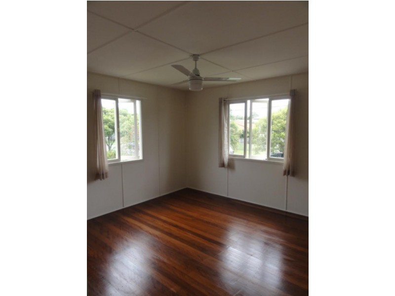 10 Belvedere Street, Clontarf QLD 4019