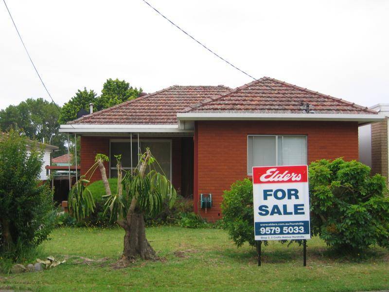 10 SALISBURY AVENUE, Riverwood NSW 2210