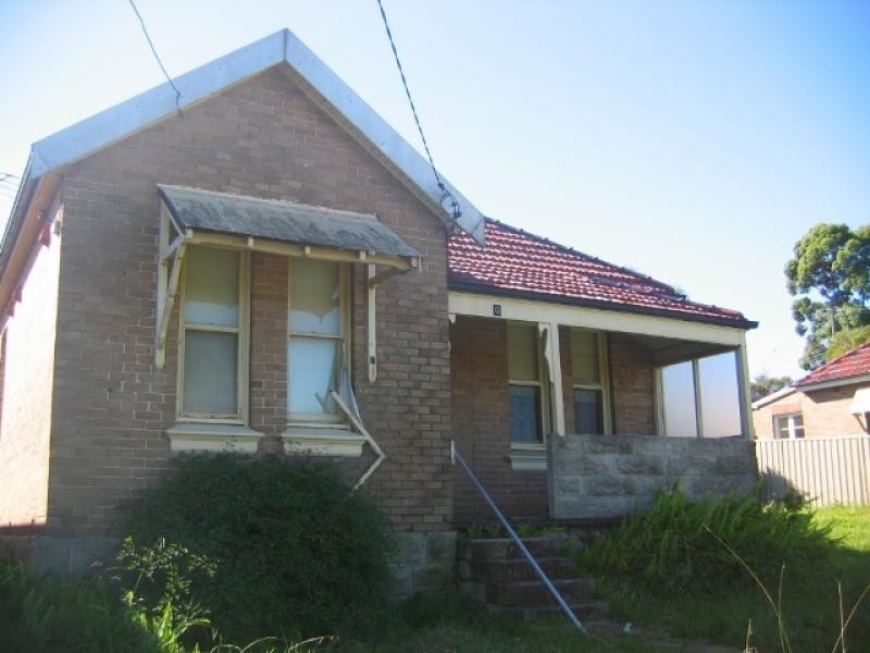 6 LLOYD STREET, Bexley NSW 2207