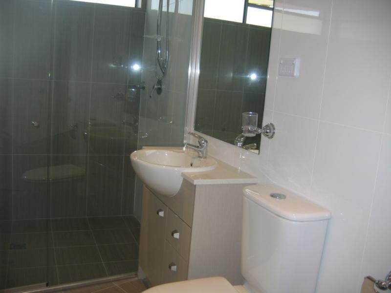 1/390 Railway Parade, Carlton NSW 2218