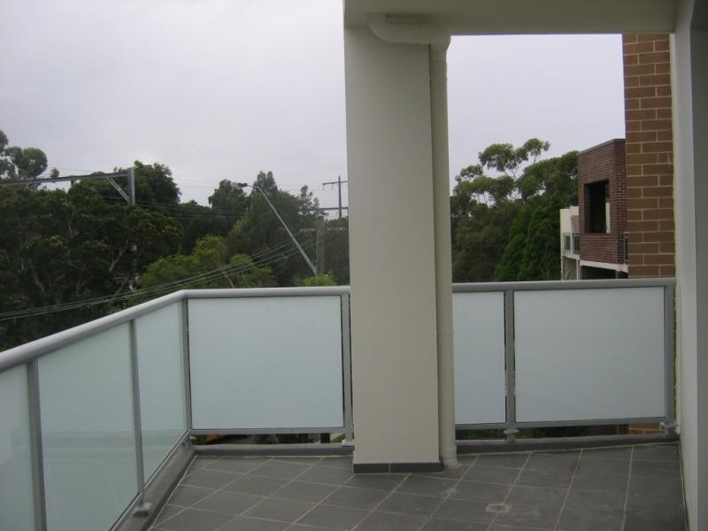 1/390 Railway Parade, Carlton NSW 2218