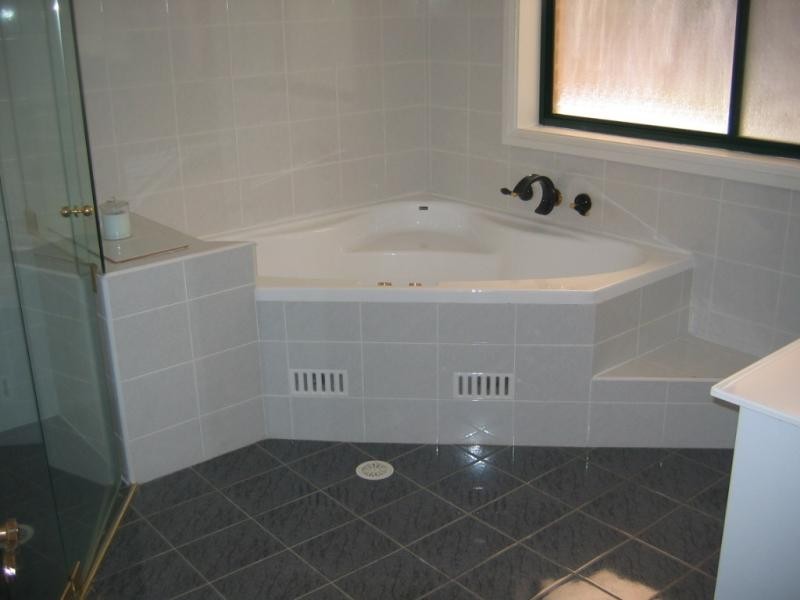 18 DENMAN STREET, Hurstville NSW 2220